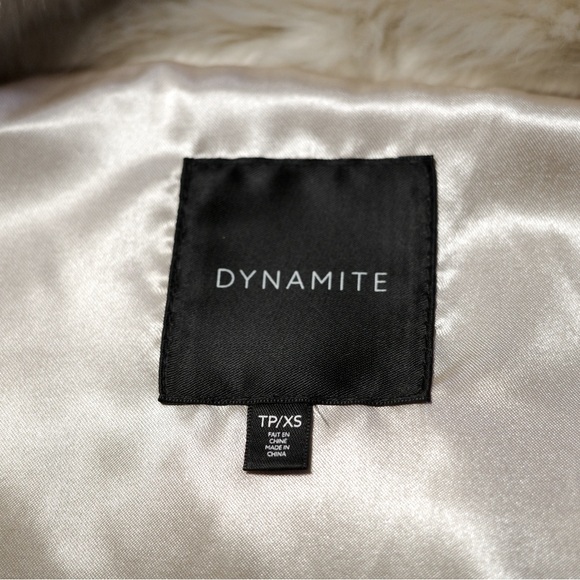 Dynamite Faux Fur Open Front Vest Warm Beige Size XS - Picture 5 of 5